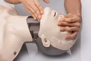 BRAYDEN - manekin BLS/AED + wskaźniki LED - 4